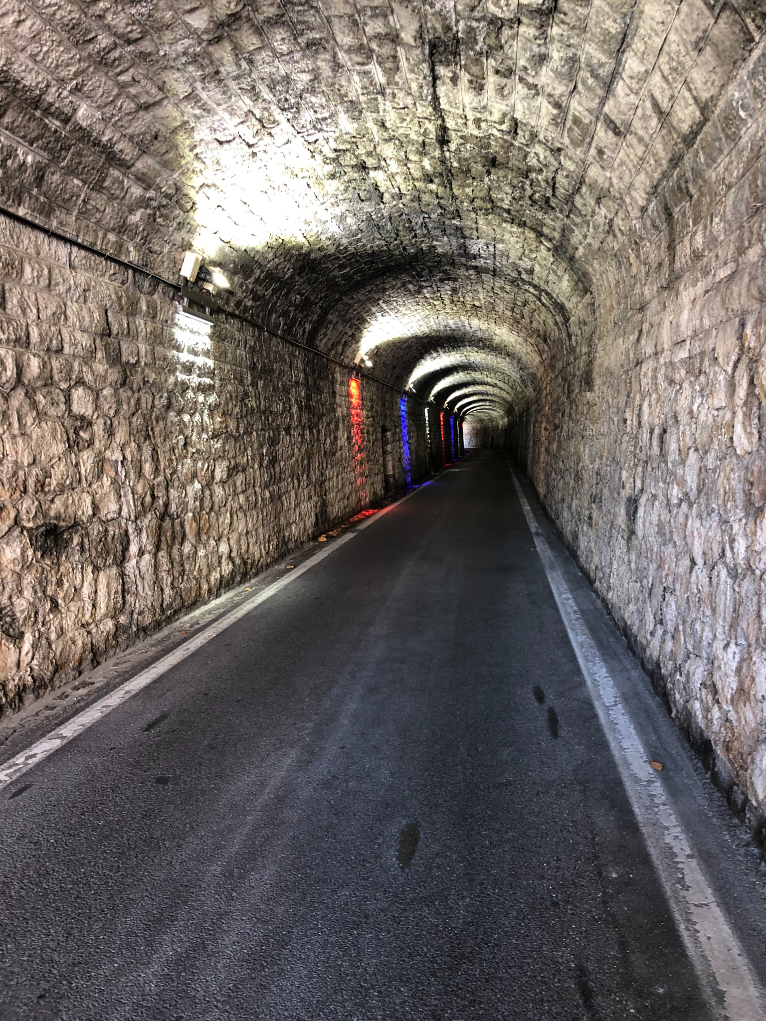 Tunnel